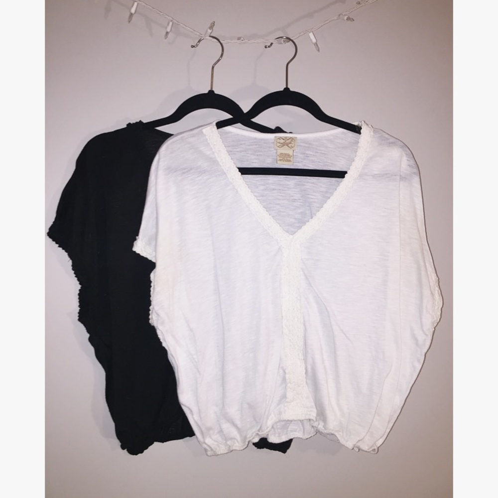2 SHIRTS black and white flowy tshirts